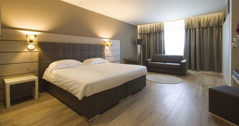 Hotel Glamour Bassano del Grappa Ngoại thất bức ảnh