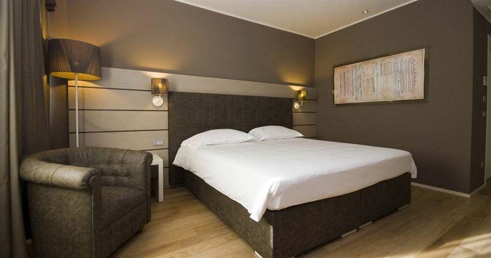 Hotel Glamour Bassano del Grappa Ngoại thất bức ảnh